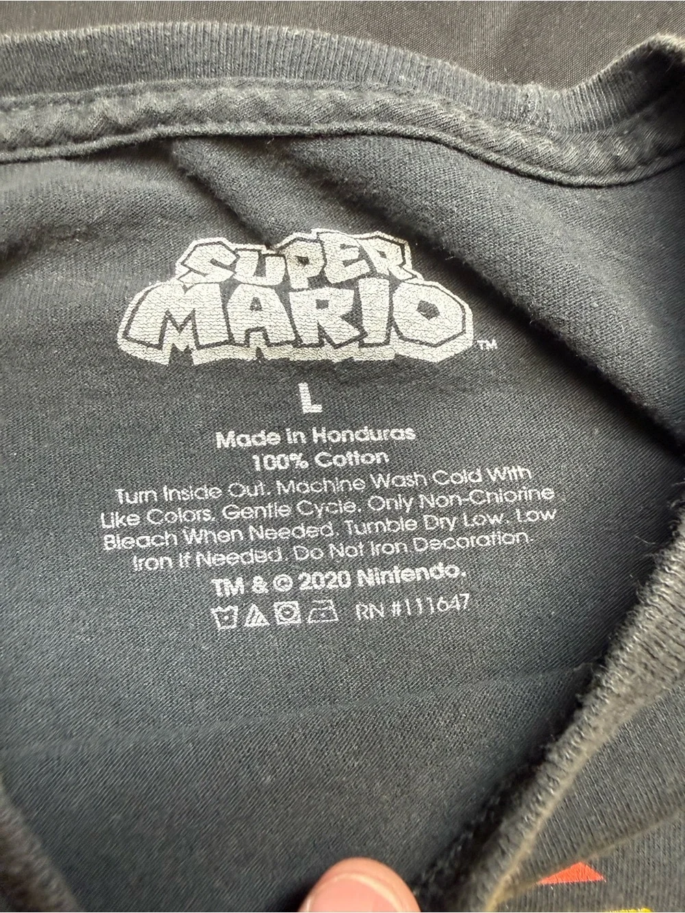 Nintendo Super Mario Black Graphic T-Shirt (L)